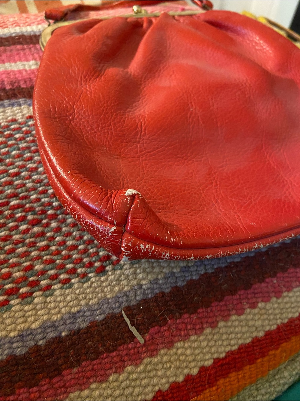 Vintage Red Leather Frame-Top Wristlet Handbag - Picture 4 of 8